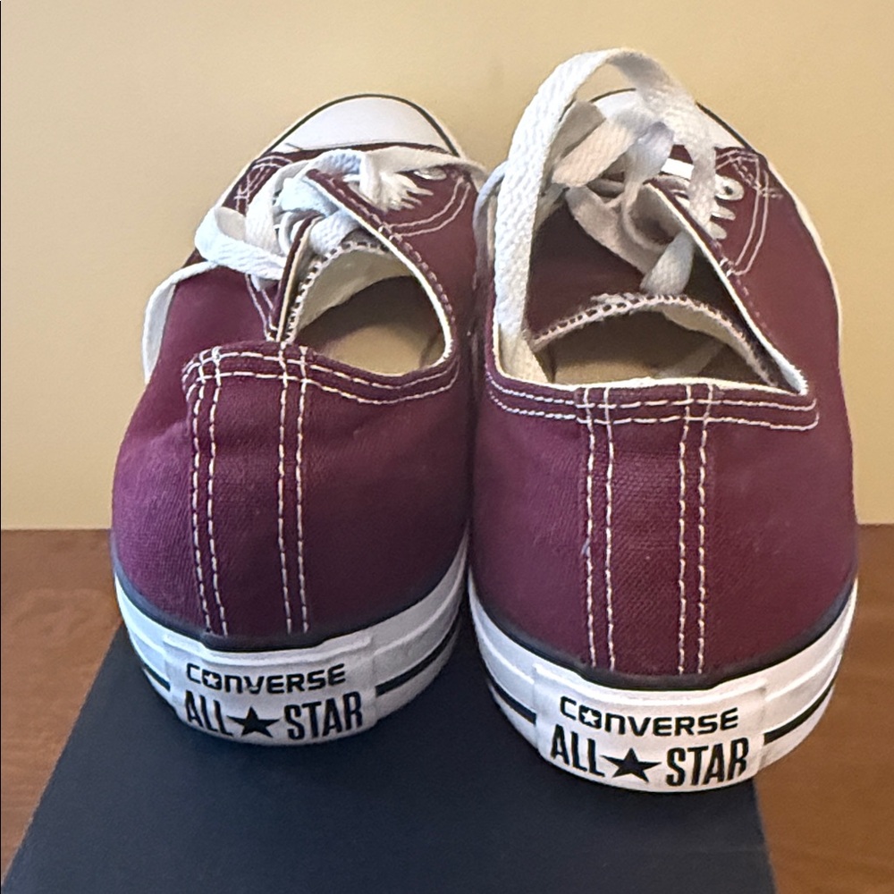 Burgundy Converse All Stars. Men’s 7/Women’s 9 - Picture 4 of 7